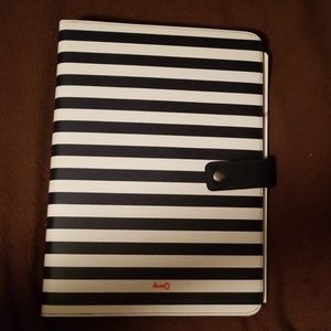 Keep demonstrators charm keeper